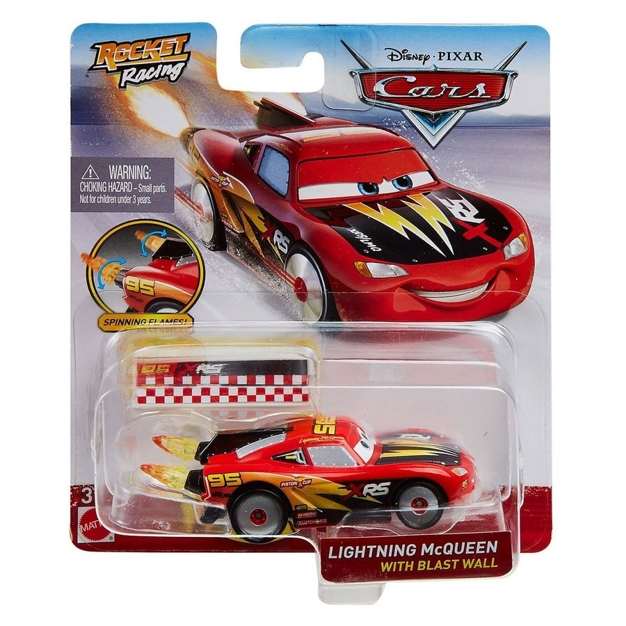 Disney Pixar Cars: Rocket Competing - Super McQueen