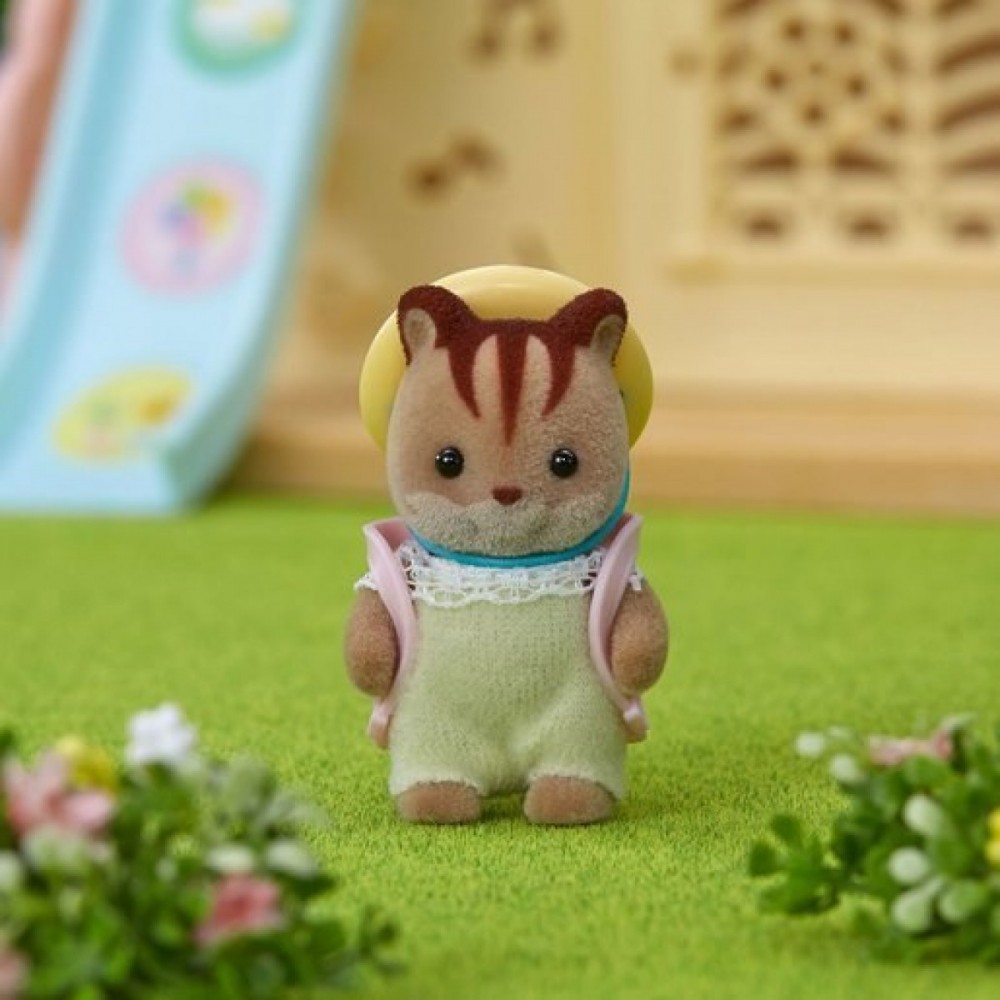 Click and Collect Sale - Sylvanian Families Walnut Squirrel Baby - Mid-Season:£5[lic8676nk]