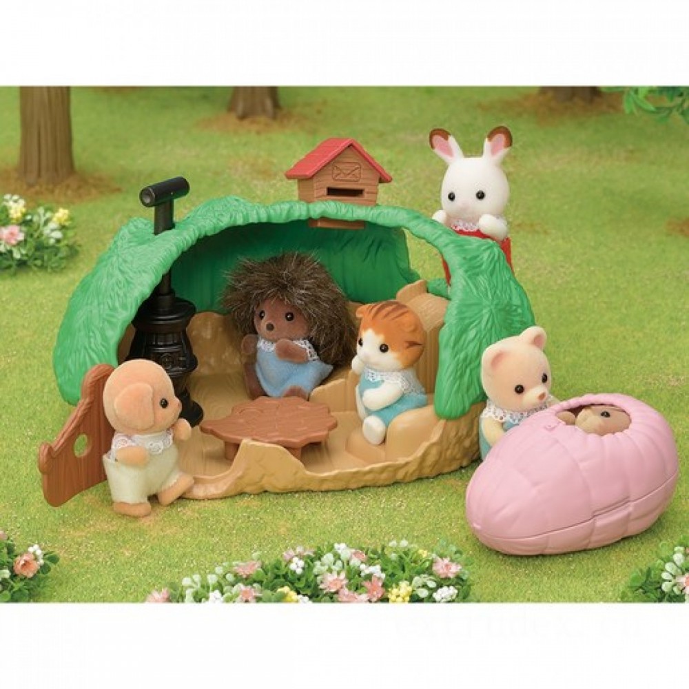 Exclusive Offer - Sylvanian Families Baby Hedgehog Hideout - Black Friday Frenzy:£12