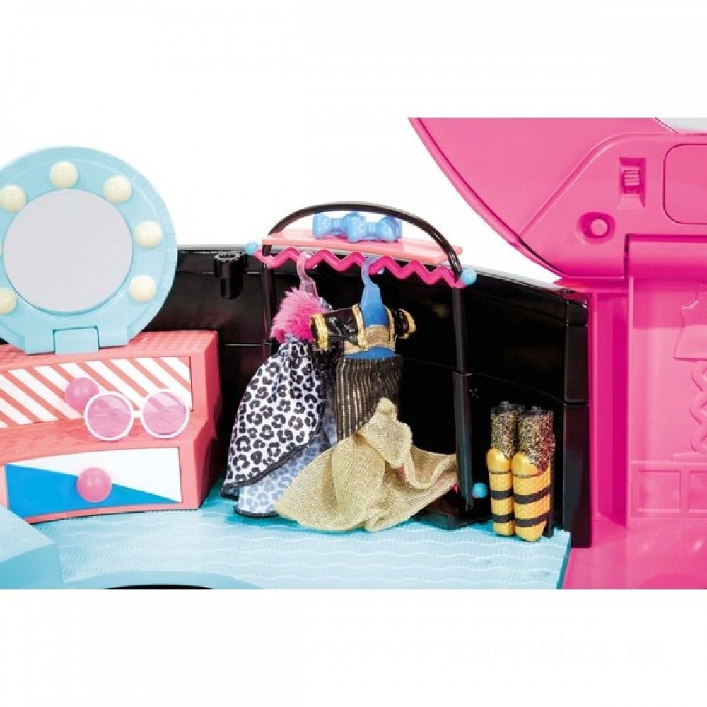 Super Sale - L.O.L. Surprise! Beauty Parlor Playset - Surprise Savings Saturday:£44