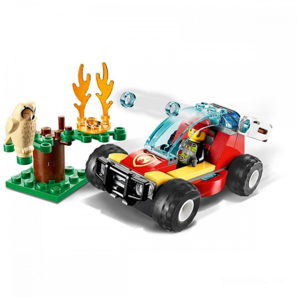 LEGO Area: Woodland Fire Feedback Buggy Structure Establish (60247 )