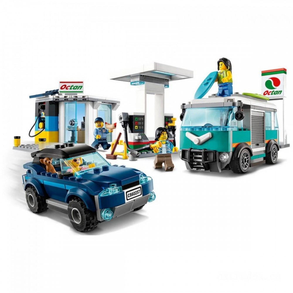 LEGO Area: Nitro Tires Service Place Building Set (60257 )