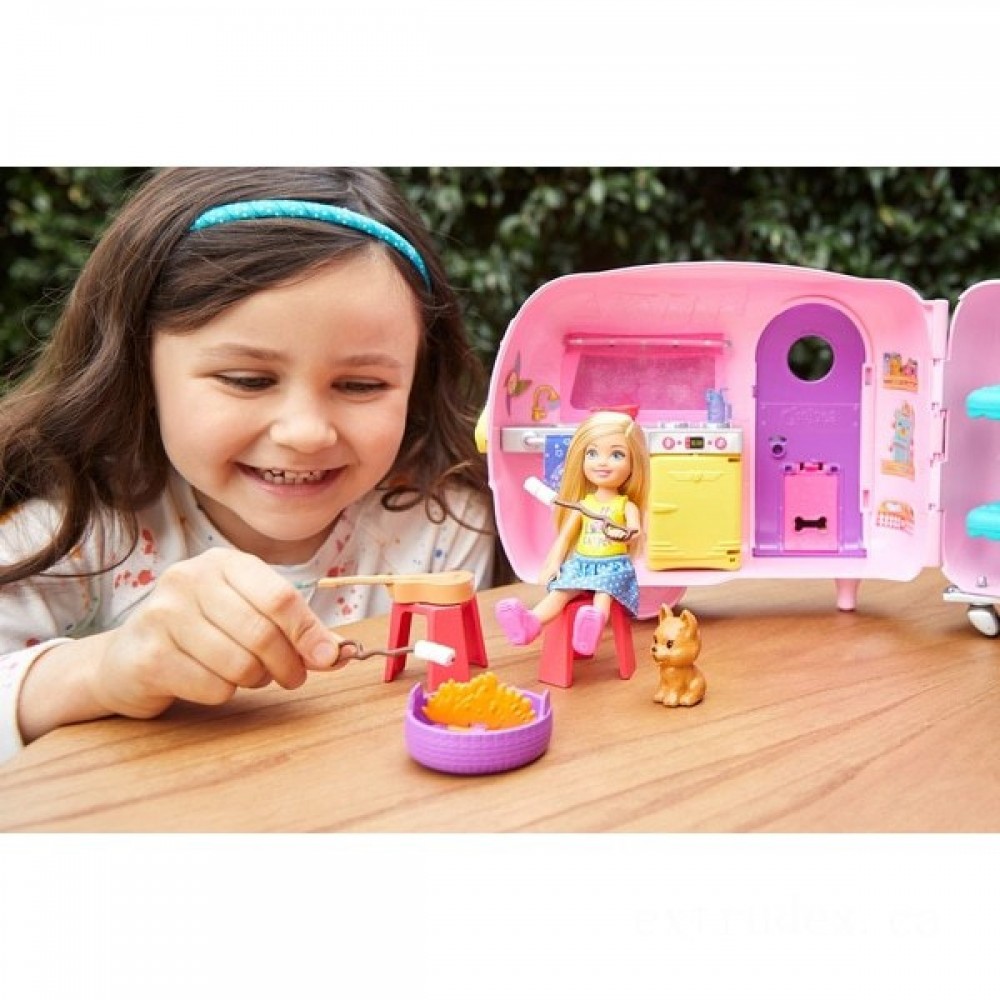 No Returns, No Exchanges - Barbie Club Chelsea Camper with Accessories - E-commerce End-of-Season Sale-A-Thon:£25[jcc9096ba]