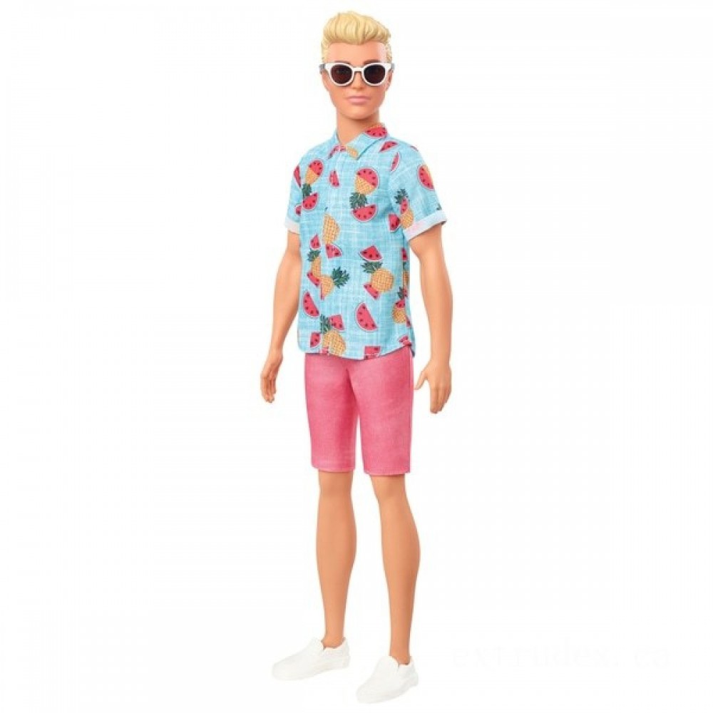 Ken Fashionistas Doll 152 Tropical Publish T Shirt
