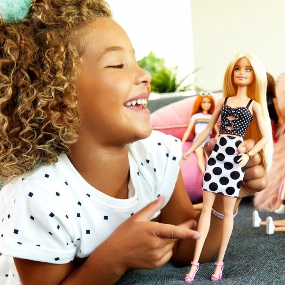 Price Crash - Barbie Fashionista Doll 134 Polka Dots - New Year's Savings Spectacular:£2